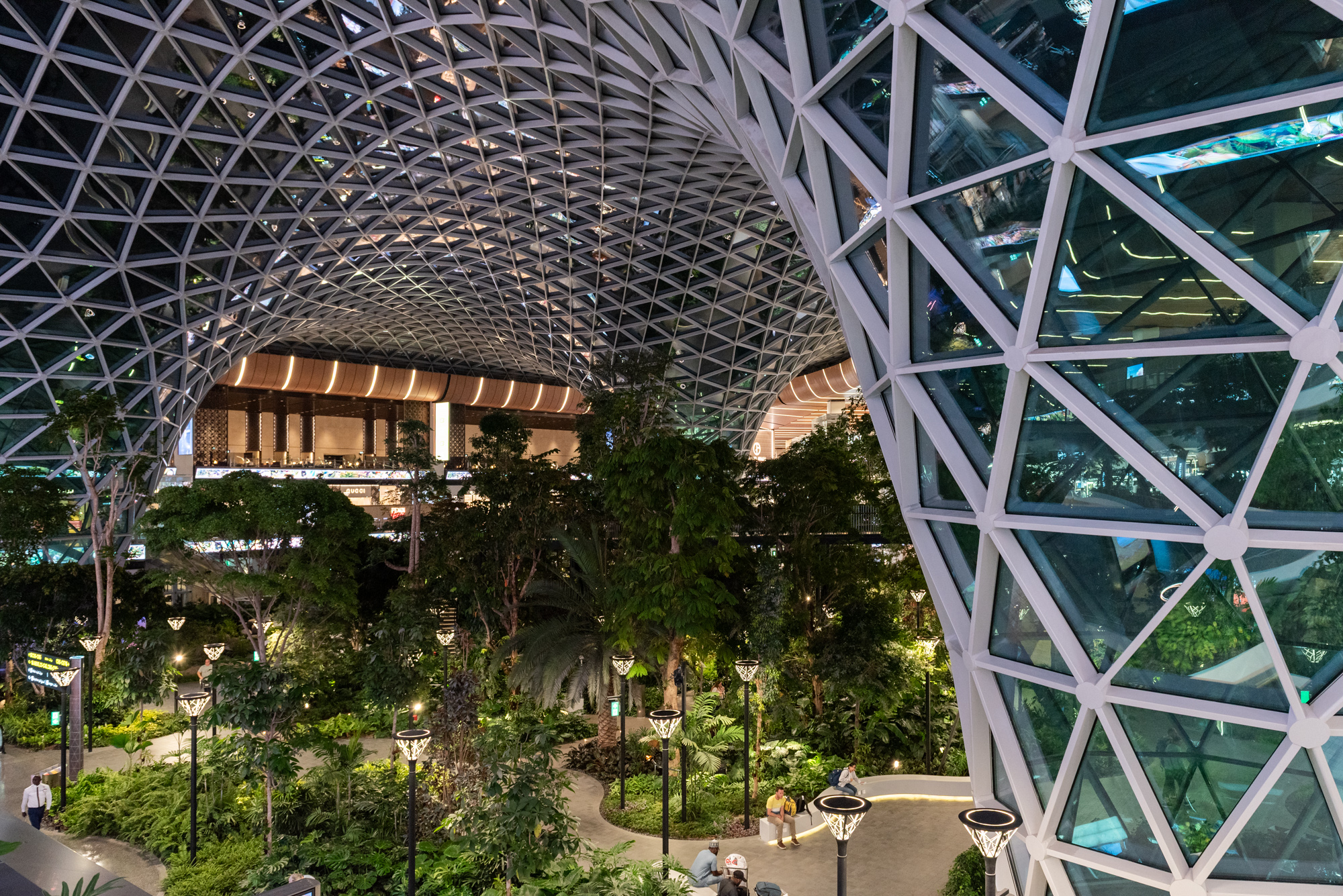 海外旅行｜Hamad International Airport（ドーハ・ハマド国際空港）