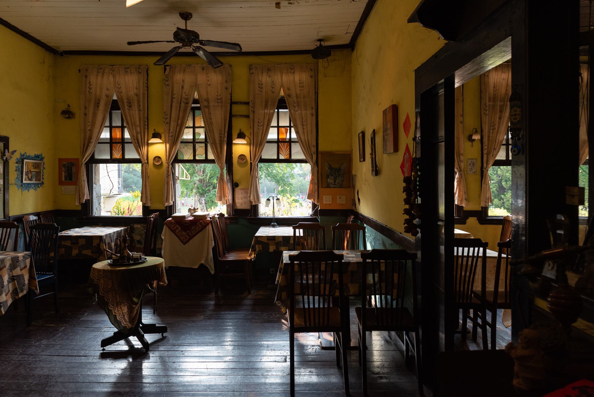 海外旅行｜台南市窄門咖啡(Narrow Door Cafe)